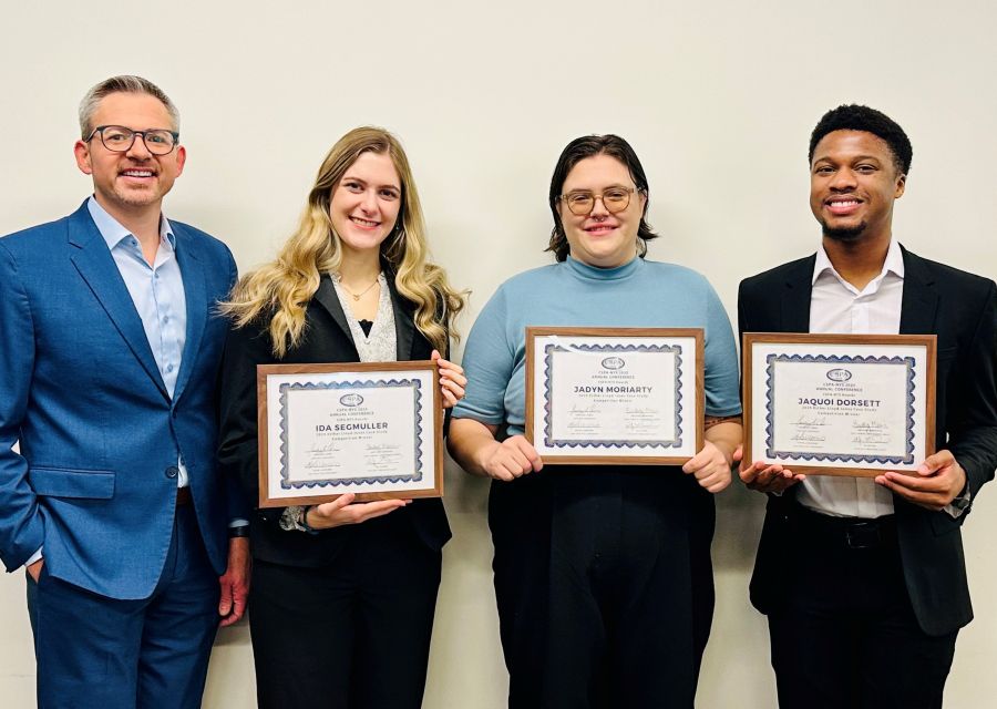 HELA students receive Case Study Award at Conference 
