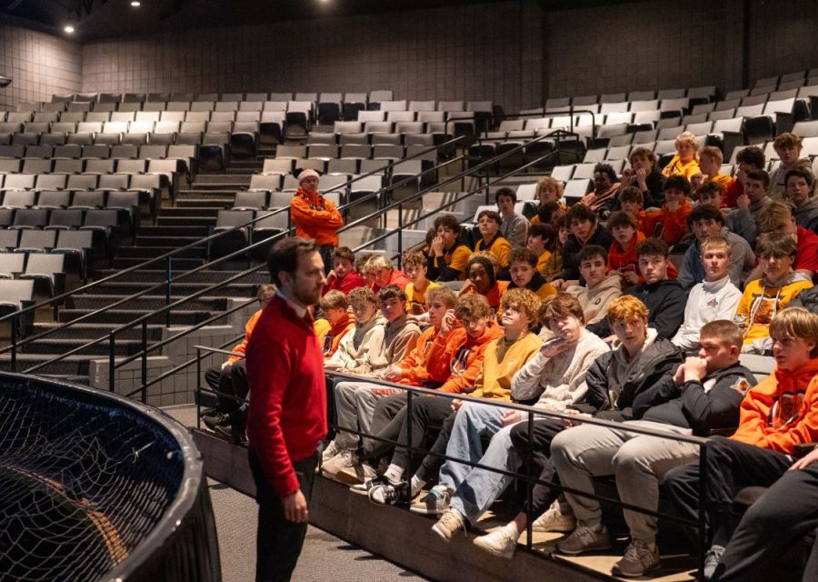 Counseling Professor David Moran speaks to St. Francis' high school students 