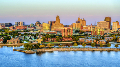 Buffalo Skyline canisius