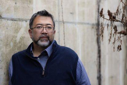 Author Ira Sukrungruang