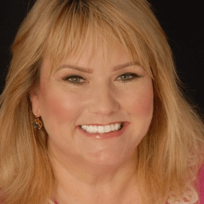 Photo of 2026 commencement speaker Kelly Ryan