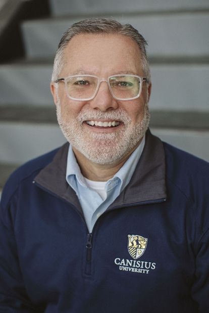 Head shot of Kevin Smith, newly appointed vice president for enrollment management